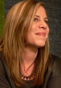 Alyson No�l