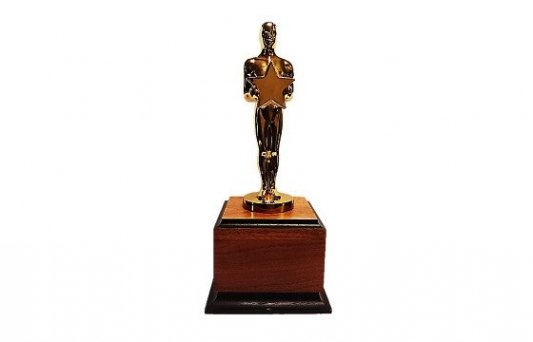 Estatuilla de un premio Oscar.
